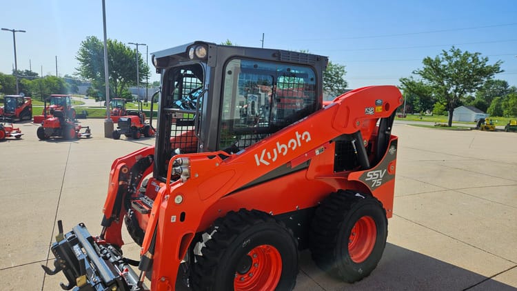 Kubota SSV75