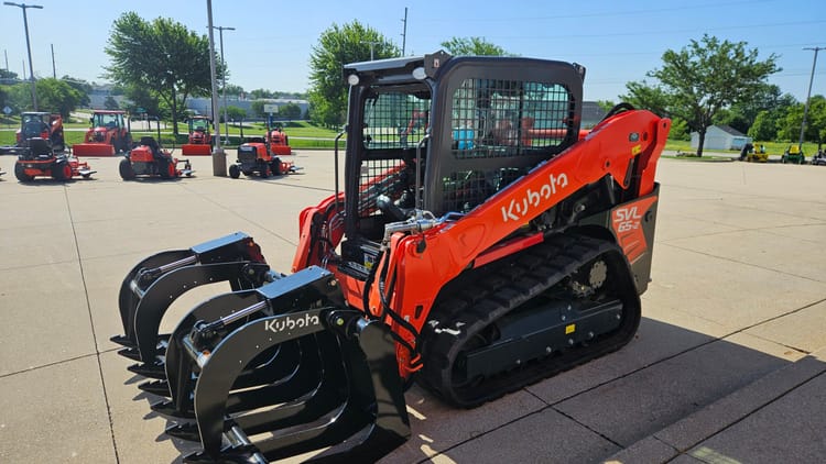 Kubota SVL65-2