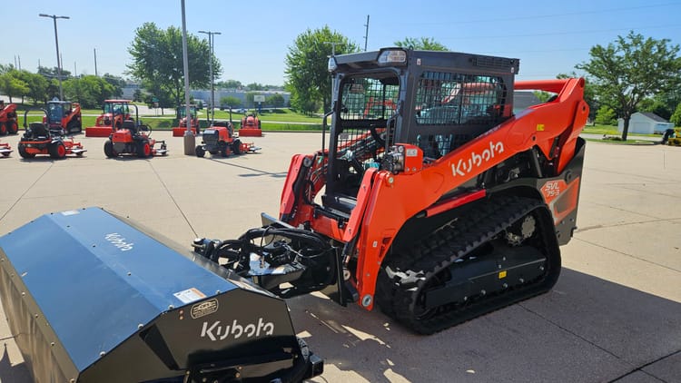 Kubota SVL75-3