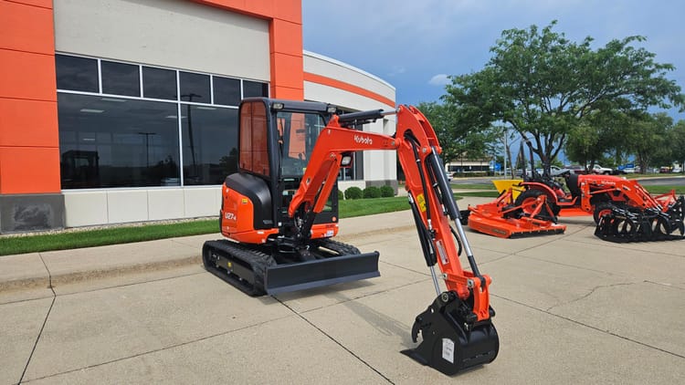 Kubota U27-4