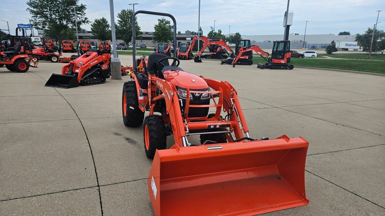 Kubota B2401